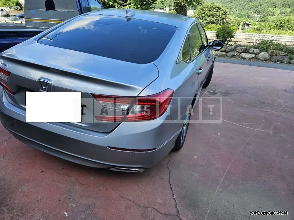 Photo 2 of 17: 2019 Honda Accord 1.5T — Korean insurance auction