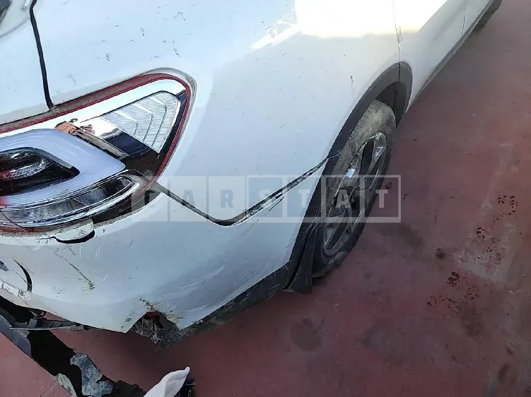 Photo 2 of 20: 2015 Kia Sorento, VIN KNAPS81ADFA029809 — Korean insurance auction