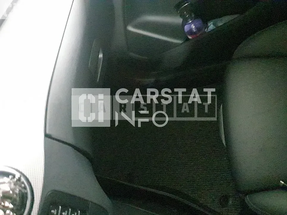 Photo 2 of 8: 2018 Mercedes-Benz Substance B220 — Korean insurance auction