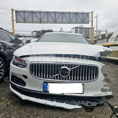 Photo 1 of 6: 2023 Volvo S90B5 — Korean insurance auction
