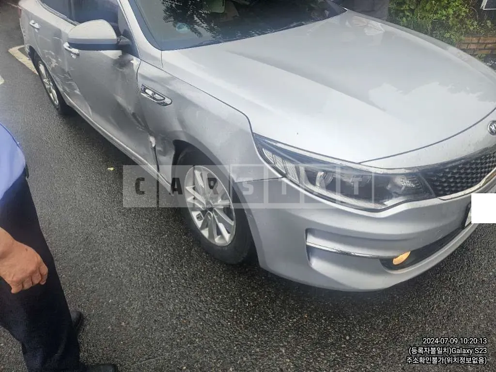 Photo 2 of 7: 2016 Kia K5 — Korean insurance auction