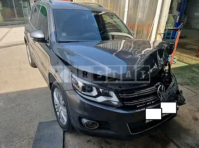 Photo 1 of 10: 2015 Volkswagen Tiguan 2.0 TDI Blue Motion, VIN WVGZZZ5NZFW546316 — Korean insurance auction