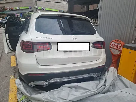 Photo 2 of 12: 2021 Mercedes-Benz GLC300 e 4Matic, VIN W1N0G5DBXMG009038 — Korean insurance auction