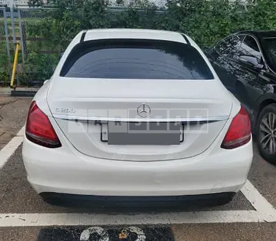 Photo 1 of 10: 2018 Mercedes-Benz C 200, VIN WDDWF4CB7JF743806 — Korean insurance auction