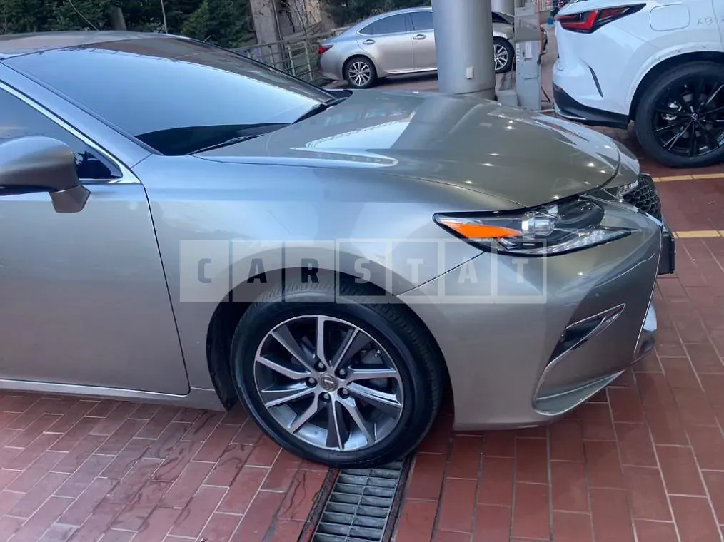 Photo 2 of 33: 2017 Lexus Es 300h, VIN JTHBW1GG8H2153806 — Korean insurance auction