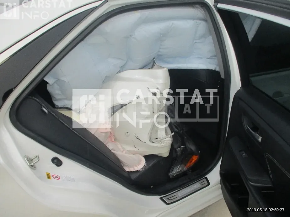 Photo 2 of 18: 2017 Toyota Camry, VIN 4T1BF1FK4HU724747 — Korean insurance auction