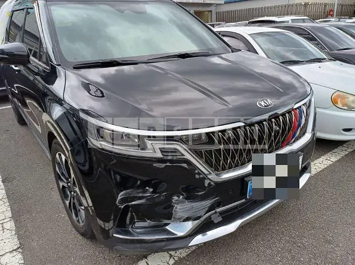 Photo 2 of 17: 2021 Kia Carnivals — Korean insurance auction