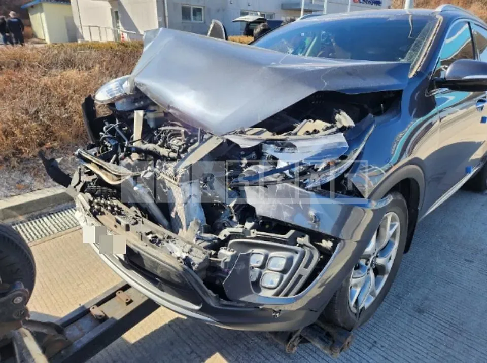 Photo 2 of 2: 2016 Kia Sorento — Korean insurance auction