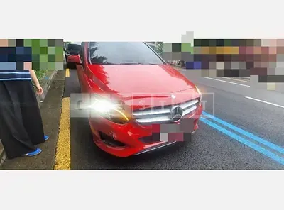 Photo 1 of 21: 2016 Mercedes-Benz B200 d — Korean insurance auction