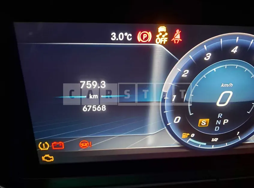 Photo 2 of 13: 2018 Mercedes-Benz E 300, VIN WDDZF4JB0JA404298 — Korean insurance auction