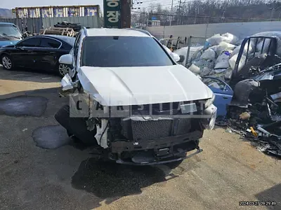 Photo 1 of 35: 2019 Hyundai Santa Fe, VIN KMHS381CBKU011363 — Korean insurance auction