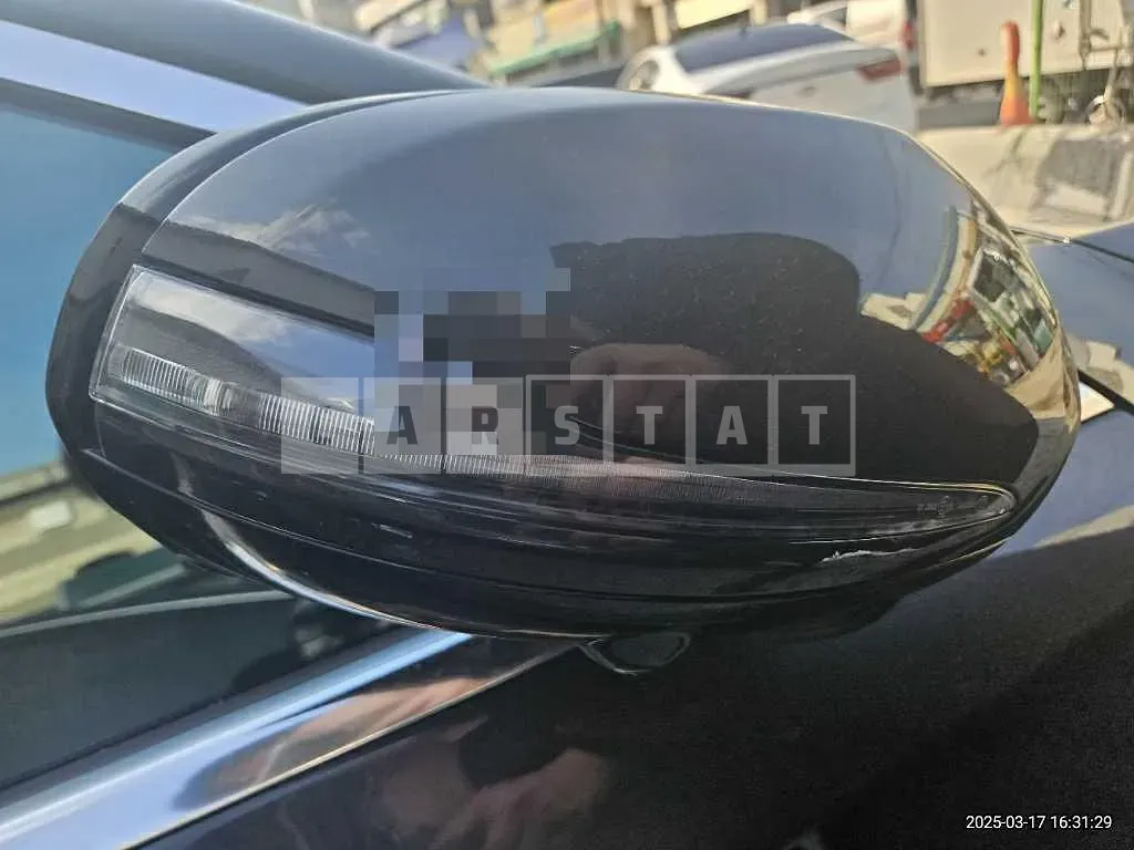 Photo 2 of 30: 2021 Mercedes-Benz E220 d 4Matic — Korean insurance auction