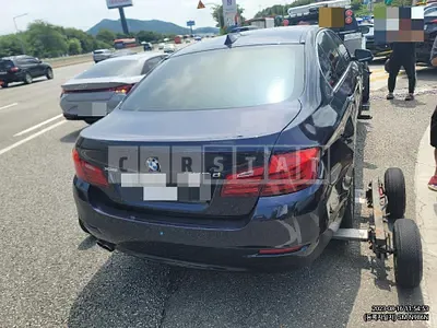 Photo 1 of 11: 2015 BMW 520d xDrive, VIN WBA5E7105FGK09567 — Korean insurance auction