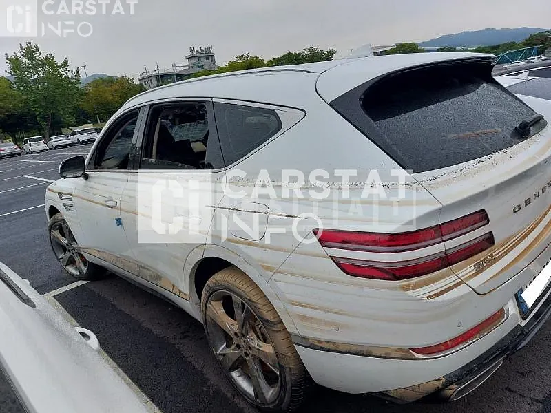 Photo 2 of 8: 2021 Genesis GV80, VIN KMTHA81BDMU077128 — Korean insurance auction