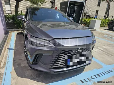 2025 Lexus RX450h+