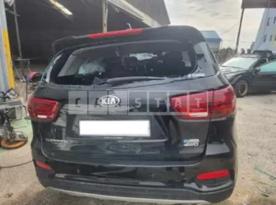 Photo 2 of 6: 2020 Kia Sorento — Korean insurance auction