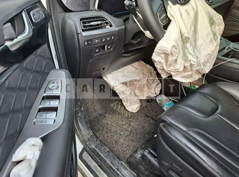Photo 2 of 13: 2022 Hyundai Palisade — Korean insurance auction