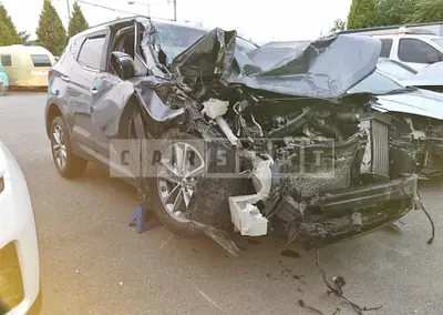 Photo 1 of 4: 2017 Hyundai Santa Fe, VIN KMHSW81UDHU735923 — Korean insurance auction