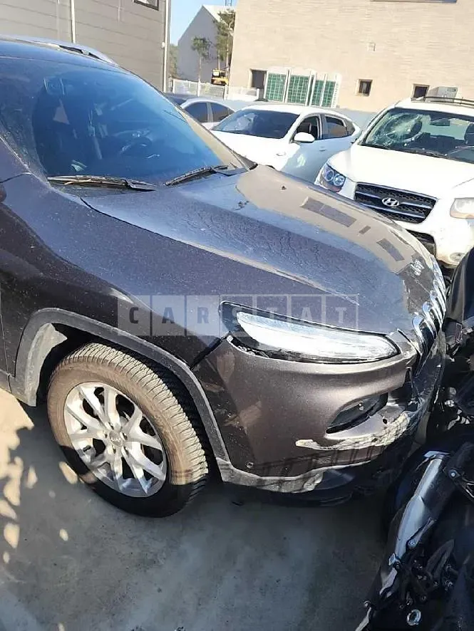 Photo 2 of 9: 2016 Jeep Zip Cherokee 2.4 — Korean insurance auction