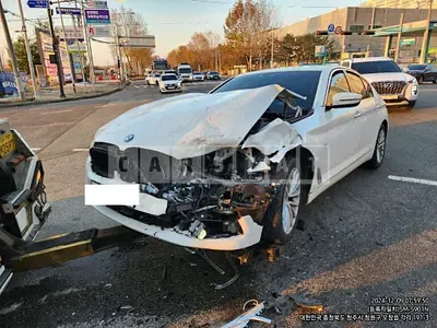 Photo 1 of 5: 2018 BMW 520d — Korean insurance auction