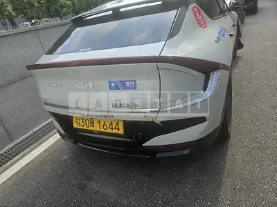 Photo 1 of 8: 2025 Kia EV6 Long Range (4WD) — Korean insurance auction