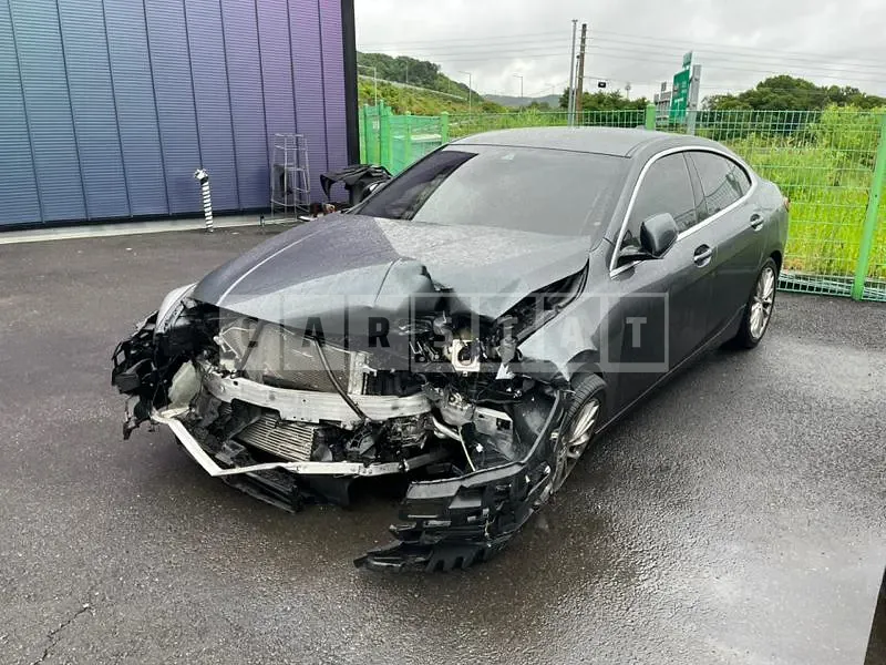 Photo 2 of 3: 2021 BMW 218d Gran Coupe, VIN WBA31AM03M7H26362 — Korean insurance auction