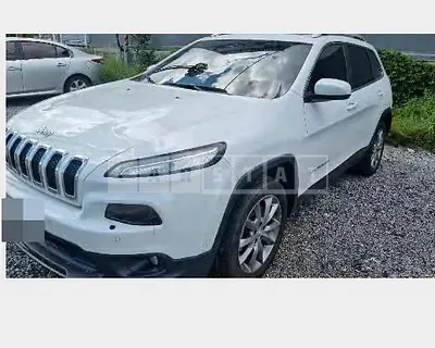 Photo 1 of 15: 2018 Jeep Zip Cherokee 2.4 — Korean insurance auction