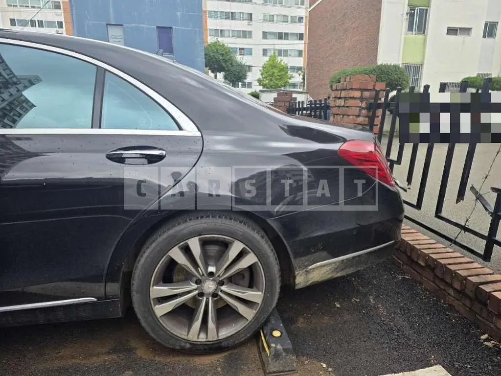Photo 2 of 3: 2015 Mercedes-Benz S500 4Matic L — Korean insurance auction