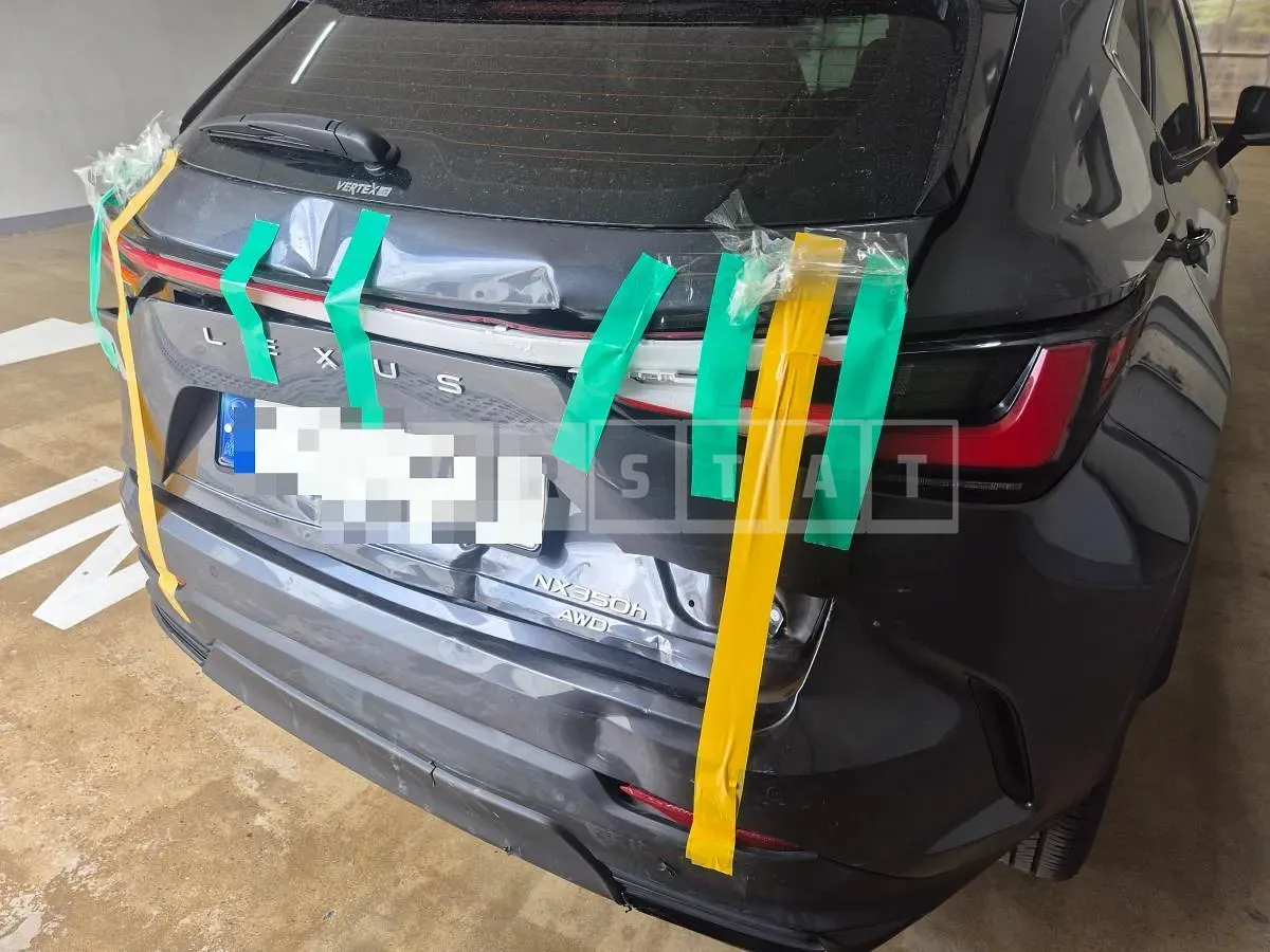 Photo 2 of 9: 2023 Lexus NX350h — Korean insurance auction