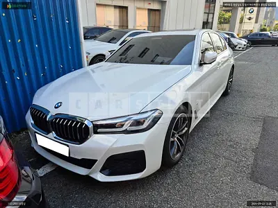Photo 1 of 6: 2022 BMW 520i, VIN WBA11BH0XPWX93832 — Korean insurance auction