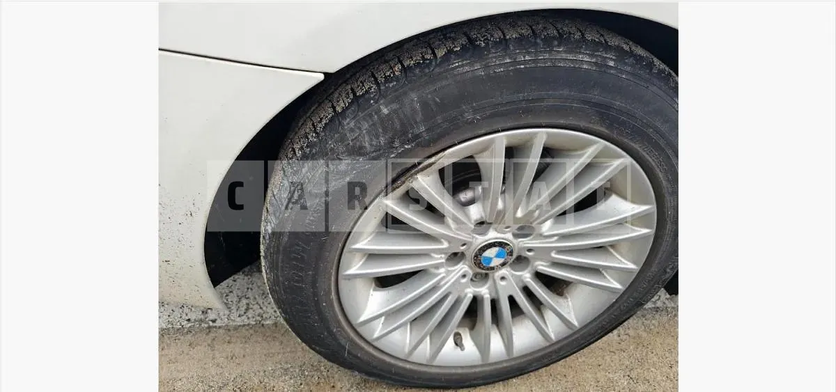 Photo 2 of 9: 2015 BMW 520d — Korean insurance auction