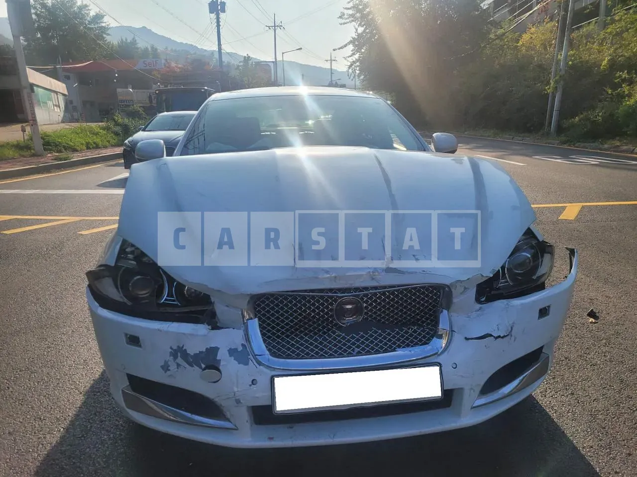 Photo 2 of 14: 2015 Jaguar XF 2.2d, VIN SAJAA05JXFDU67402 — Korean insurance auction