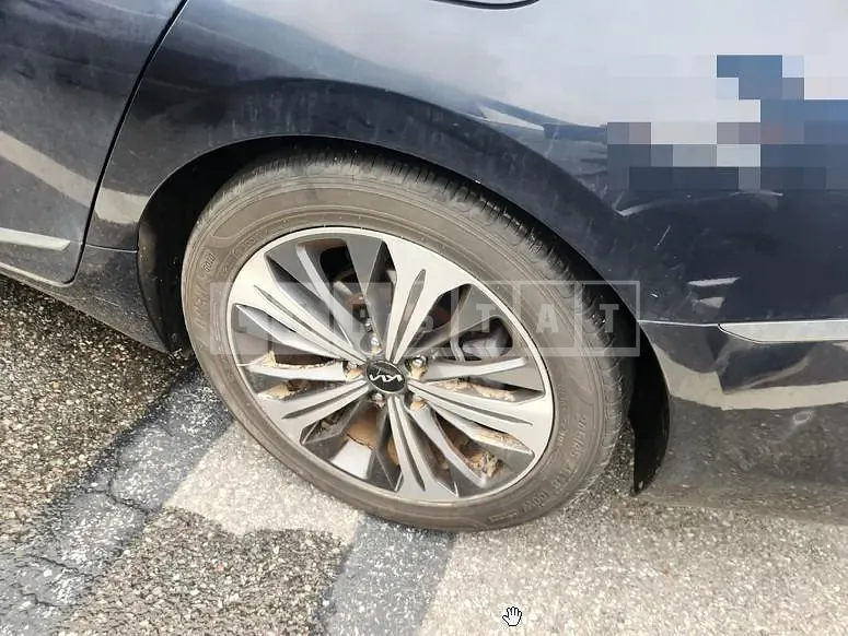 Photo 2 of 13: 2023 Kia K8 Hybrid — Korean insurance auction