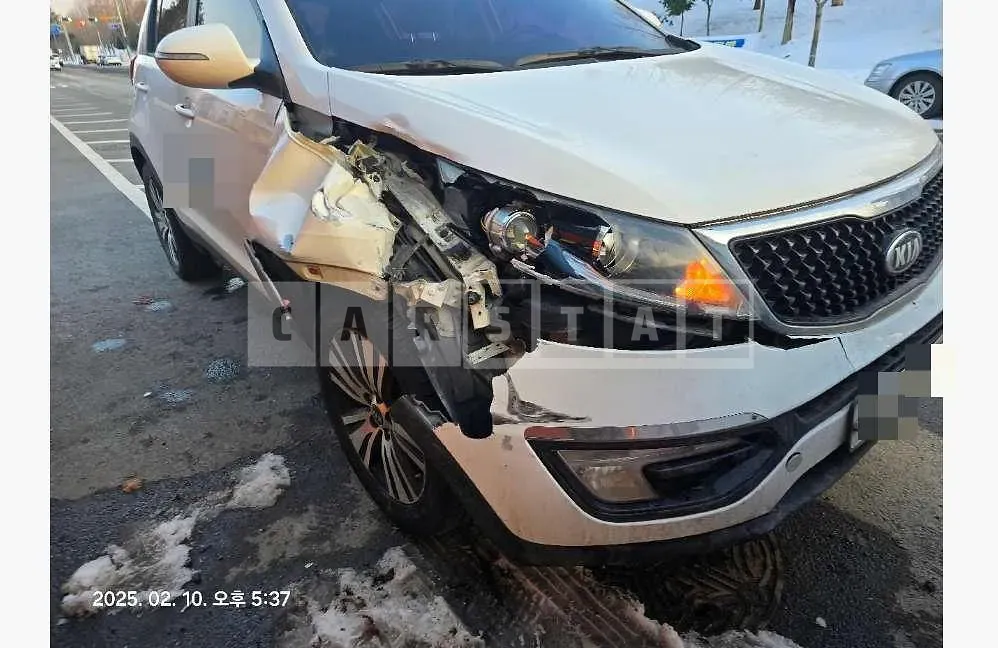 Photo 2 of 15: 2014 Kia Sportage R — Korean insurance auction