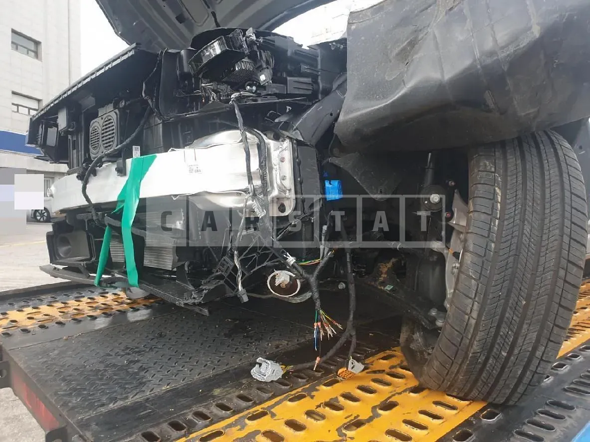 Photo 2 of 29: 2023 Hyundai IONIQ 5 Long Range, VIN KMHKR81EFPU204050 — Korean insurance auction