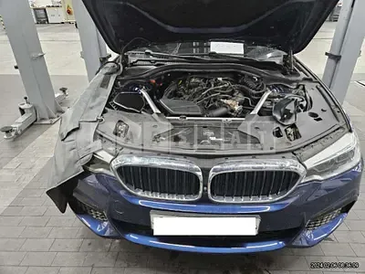 Photo 1 of 34: 2019 BMW 530i xDrive M Sport Package Plus, VIN WBAJD9102KB278446 — Korean insurance auction