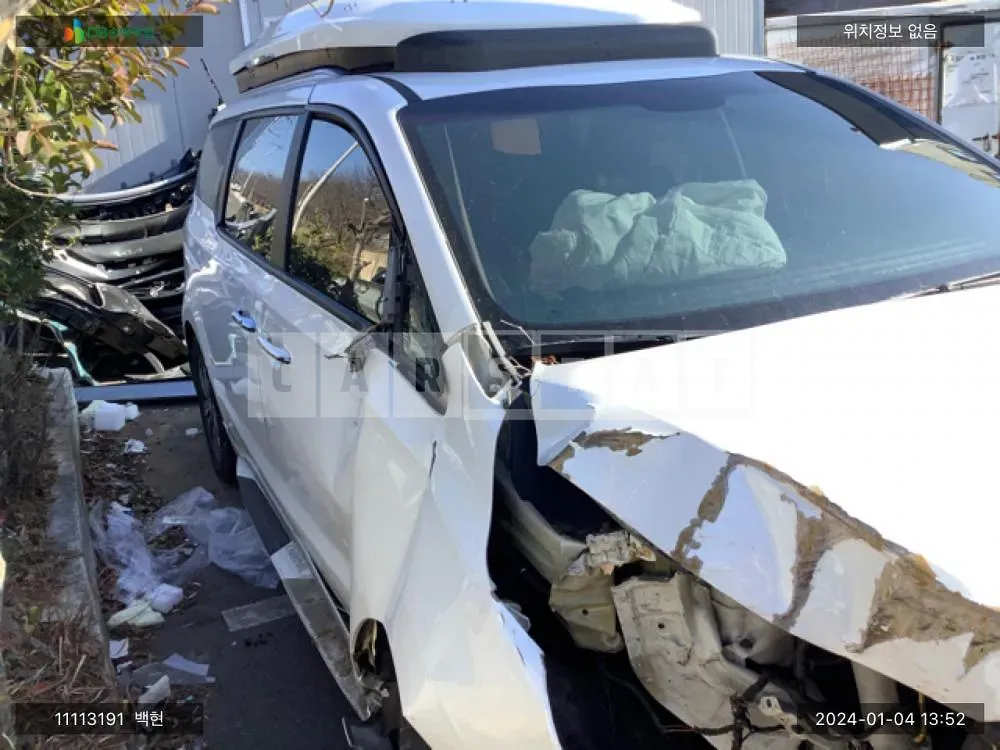 Photo 2 of 14: 2020 Kia Carnival, VIN KNAMB81ABLS655217 — Korean insurance auction