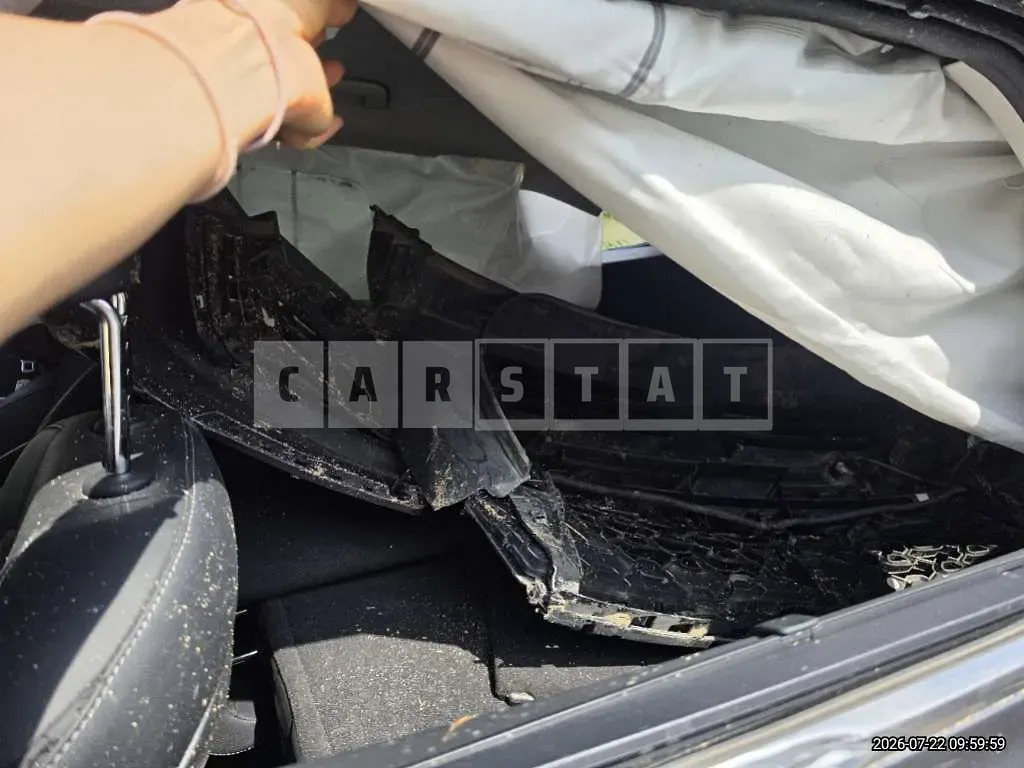 Photo 2 of 6: 2020 Kia Sorento — Korean insurance auction