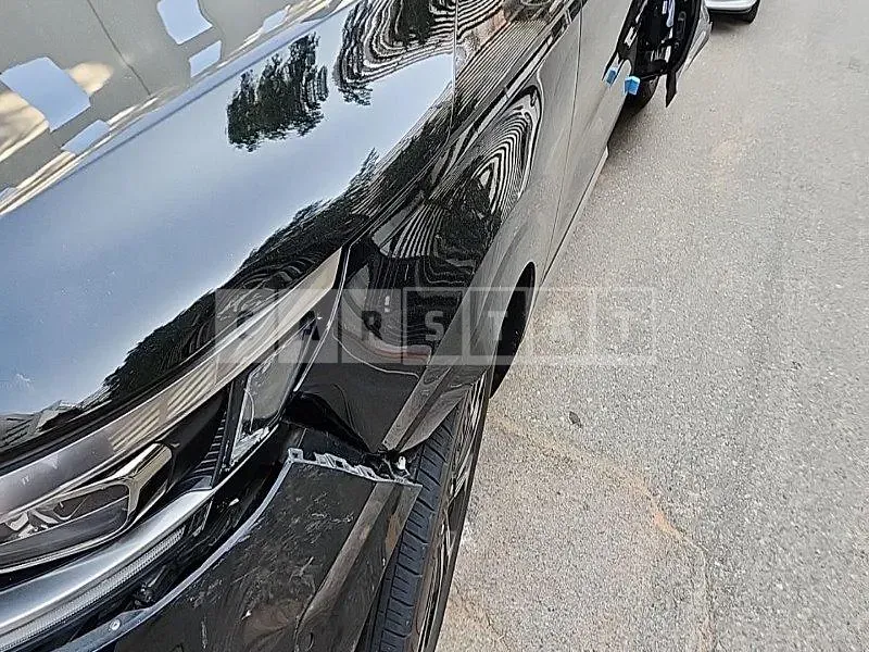 Photo 2 of 18: 2022 Kia Carnivals — Korean insurance auction