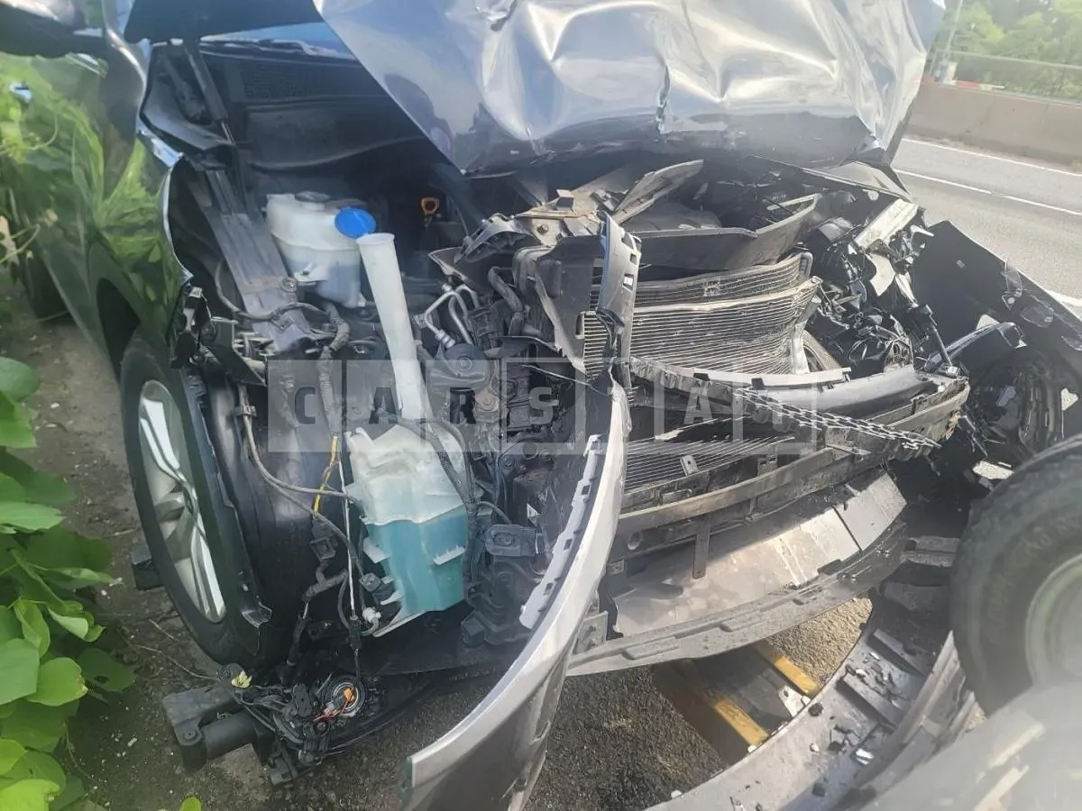 Photo 2 of 7: 2016 Kia Sorento — Korean insurance auction