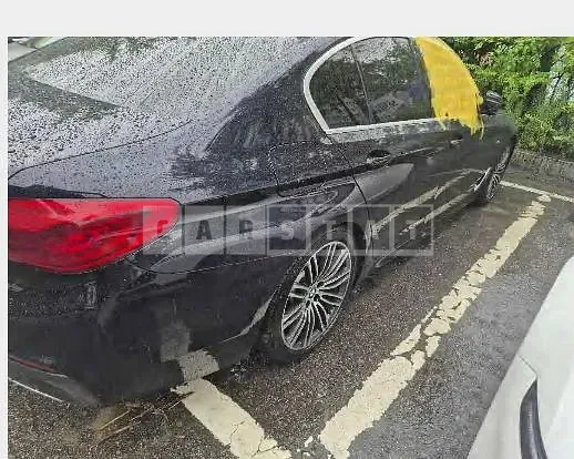 Photo 2 of 17: 2020 BMW 530i xDrive — Korean insurance auction