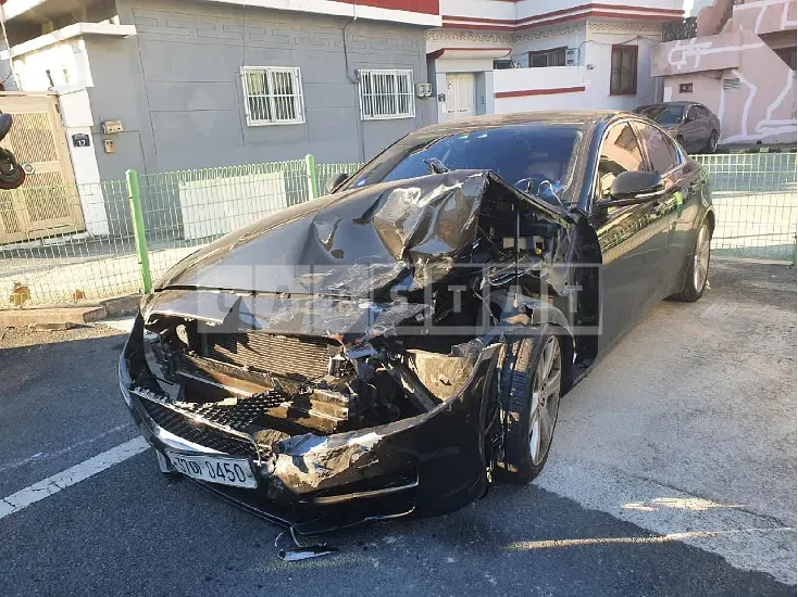 Photo 2 of 14: 2016 Jaguar XE 2.0d, VIN SAJAB4BN3GA914800 — Korean insurance auction