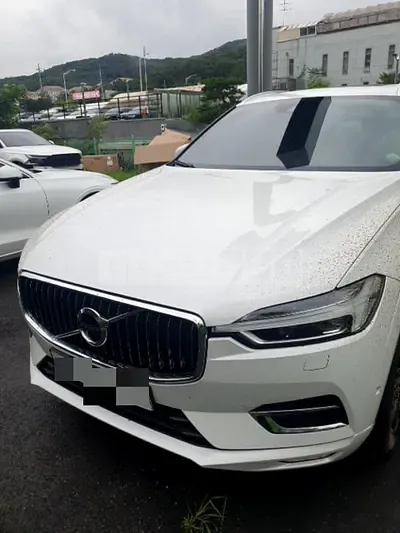 Photo 1 of 25: 2018 Volvo XC60 T6 AWD, VIN YV1UZA22CJ1056366 — Korean insurance auction