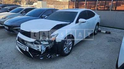 Photo 1 of 11: 2015 Lexus ES300h, VIN JTHBW1GG0F2098118 — Korean insurance auction