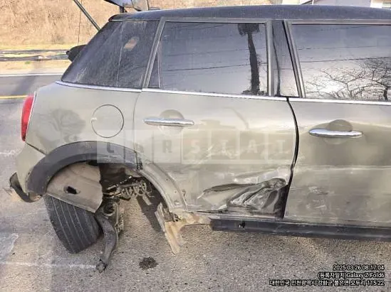 Photo 2 of 14: 2019 MINI Cooper Five-Door — Korean insurance auction