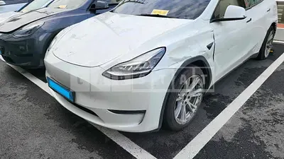 Photo 1 of 20: 2022 Tesla Model Y Long Range, VIN 7SAYGDEE2NF498188 — Korean insurance auction