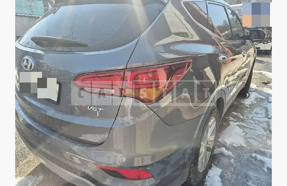 Photo 2 of 22: 2015 Hyundai Santa Fe DM — Korean insurance auction
