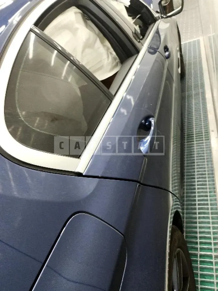 Photo 2 of 13: 2021 BMW 520i — Korean insurance auction