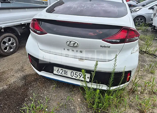 Photo 2 of 23: 2017 Hyundai Modern Ionic — Korean insurance auction