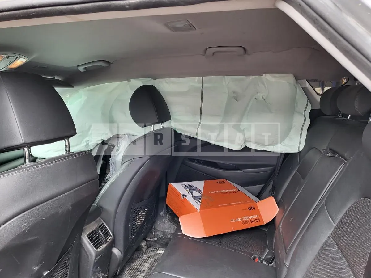 Photo 2 of 12: 2019 Hyundai Tucson TL, VIN KMHJ381ADKU943101 — Korean insurance auction